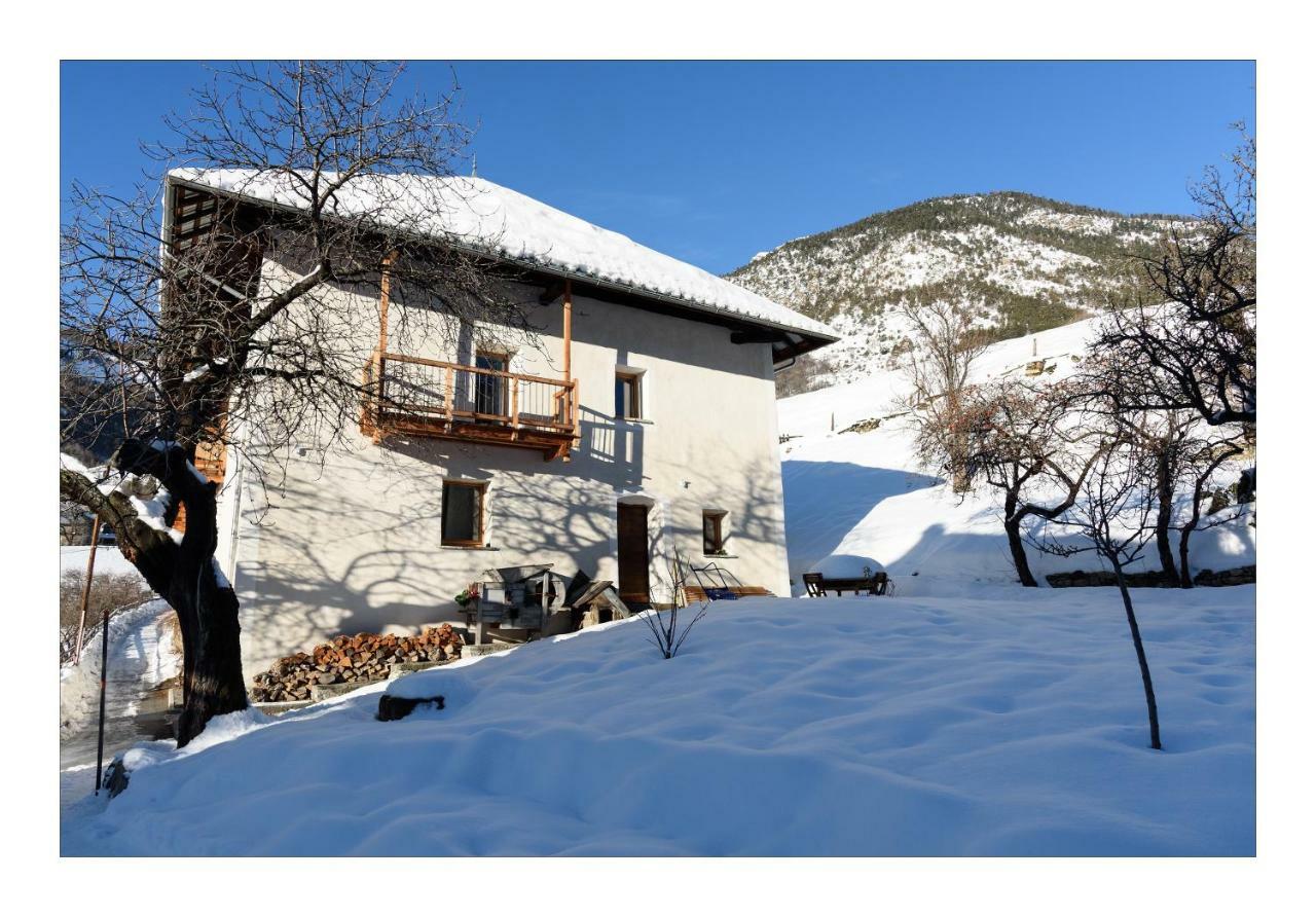 La Maison Abeil LʼArgentière-la-Bessée Exterior foto